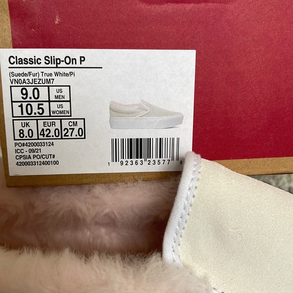 Vans Classic Slip-On Suede / Fur True White WMNS - Picture 16 of 16